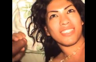 Travesti Caliente de Peru llama a su mayate para coger en motel